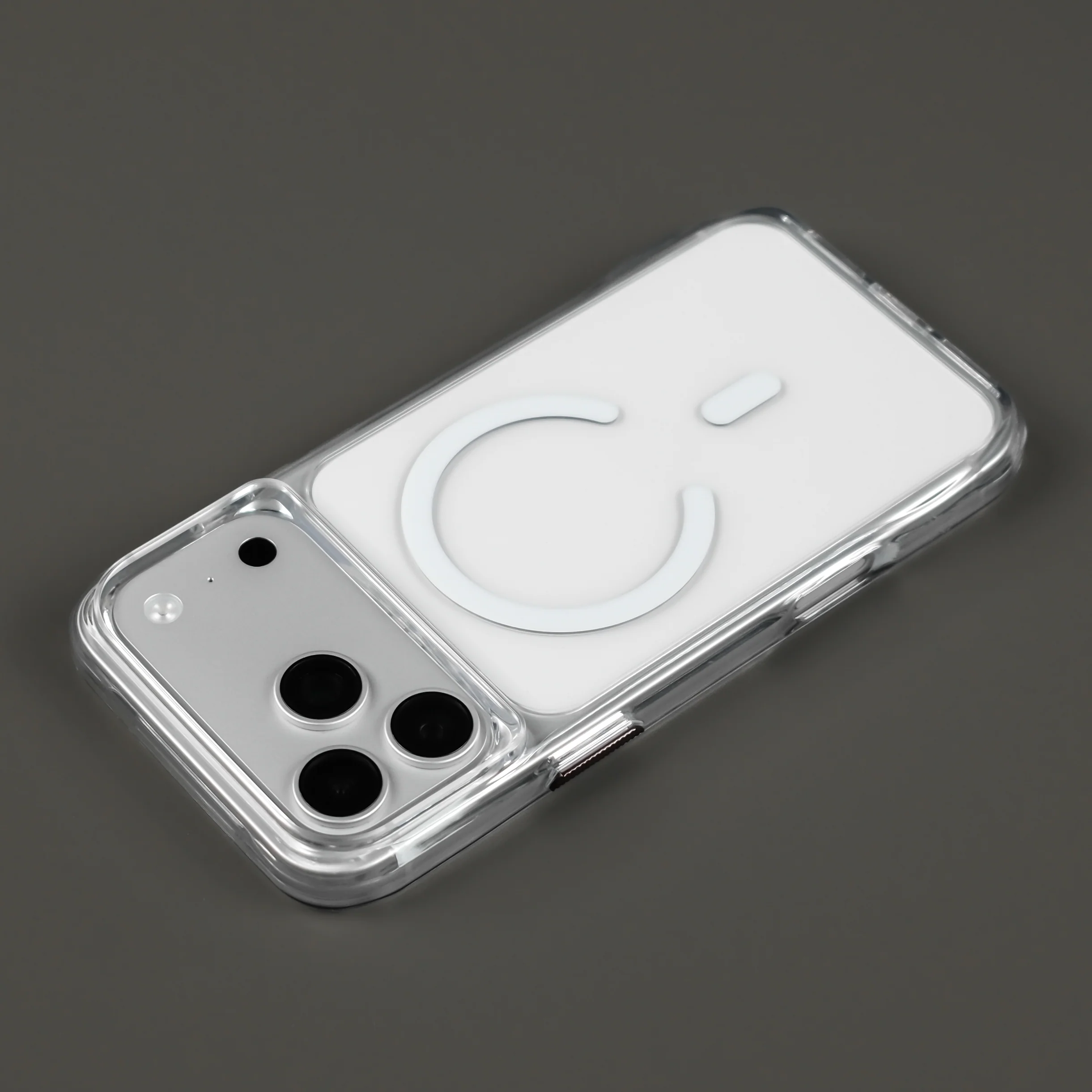 iPhone 17 PRO QCAZE MIRAGE - The Ultimate CLEAR Case - Image 5