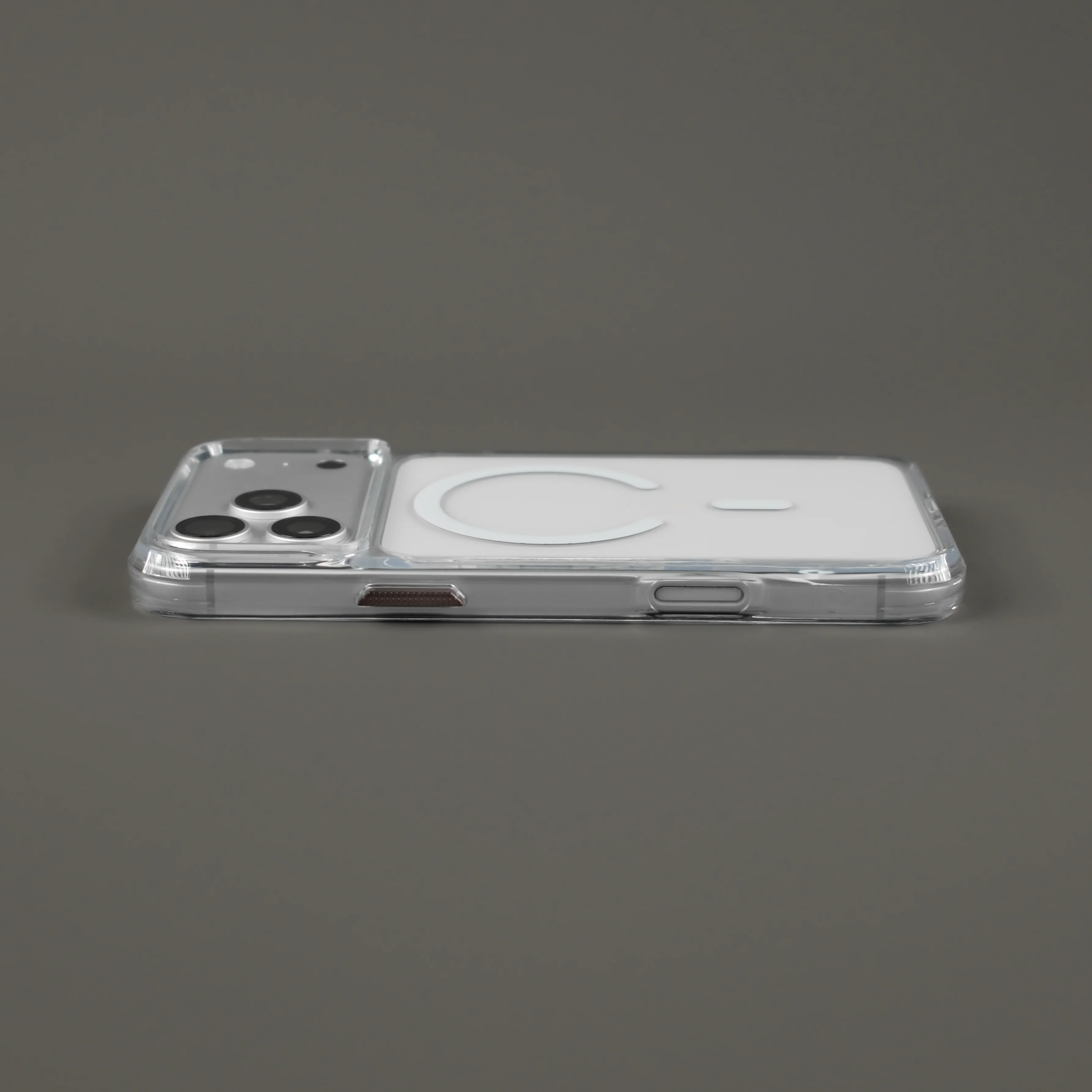 iPhone 17 PRO QCAZE MIRAGE - The Ultimate CLEAR Case - Image 6