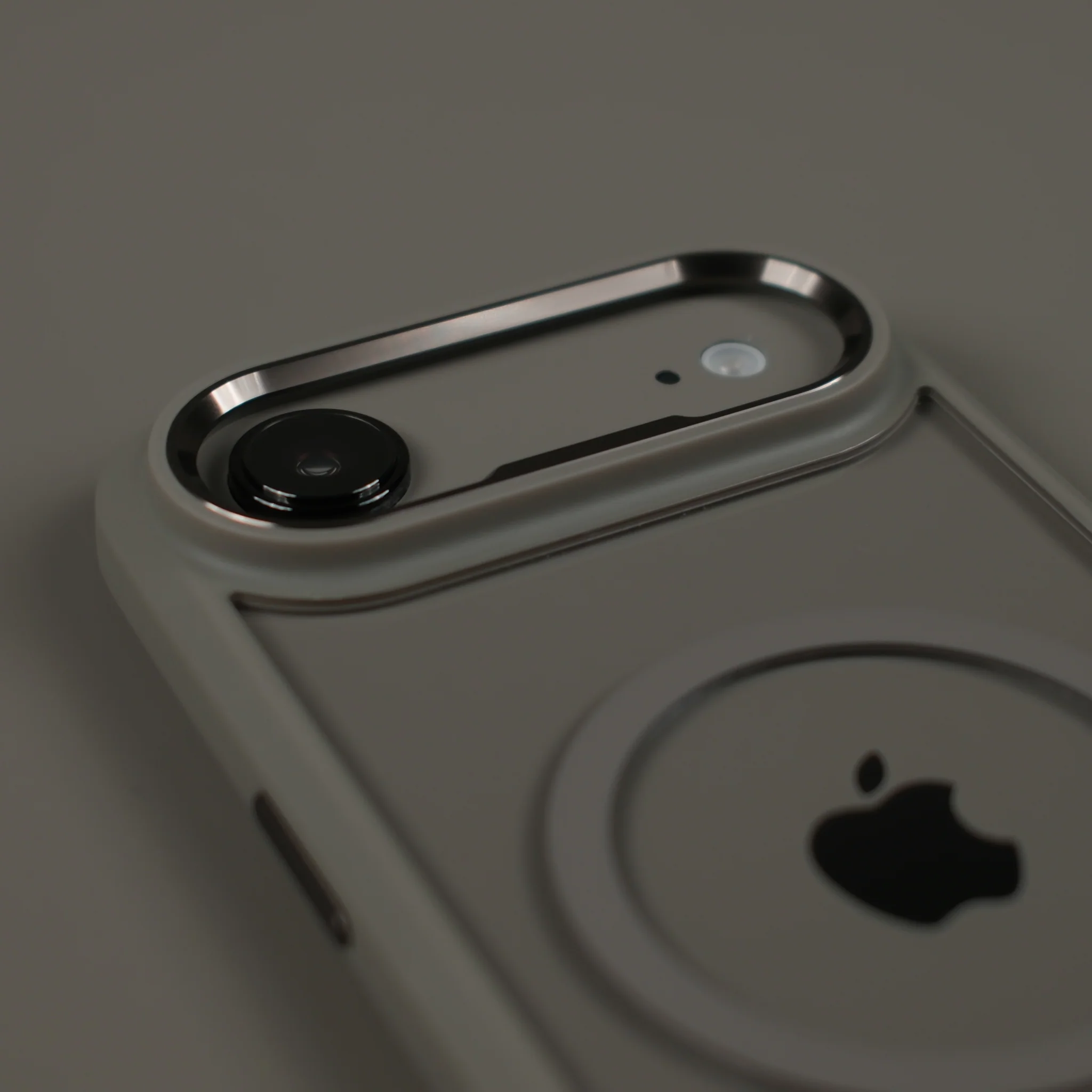 iPhone Air QCAZE DUO - MystiQ Grey matching Skin + Case - Image 3