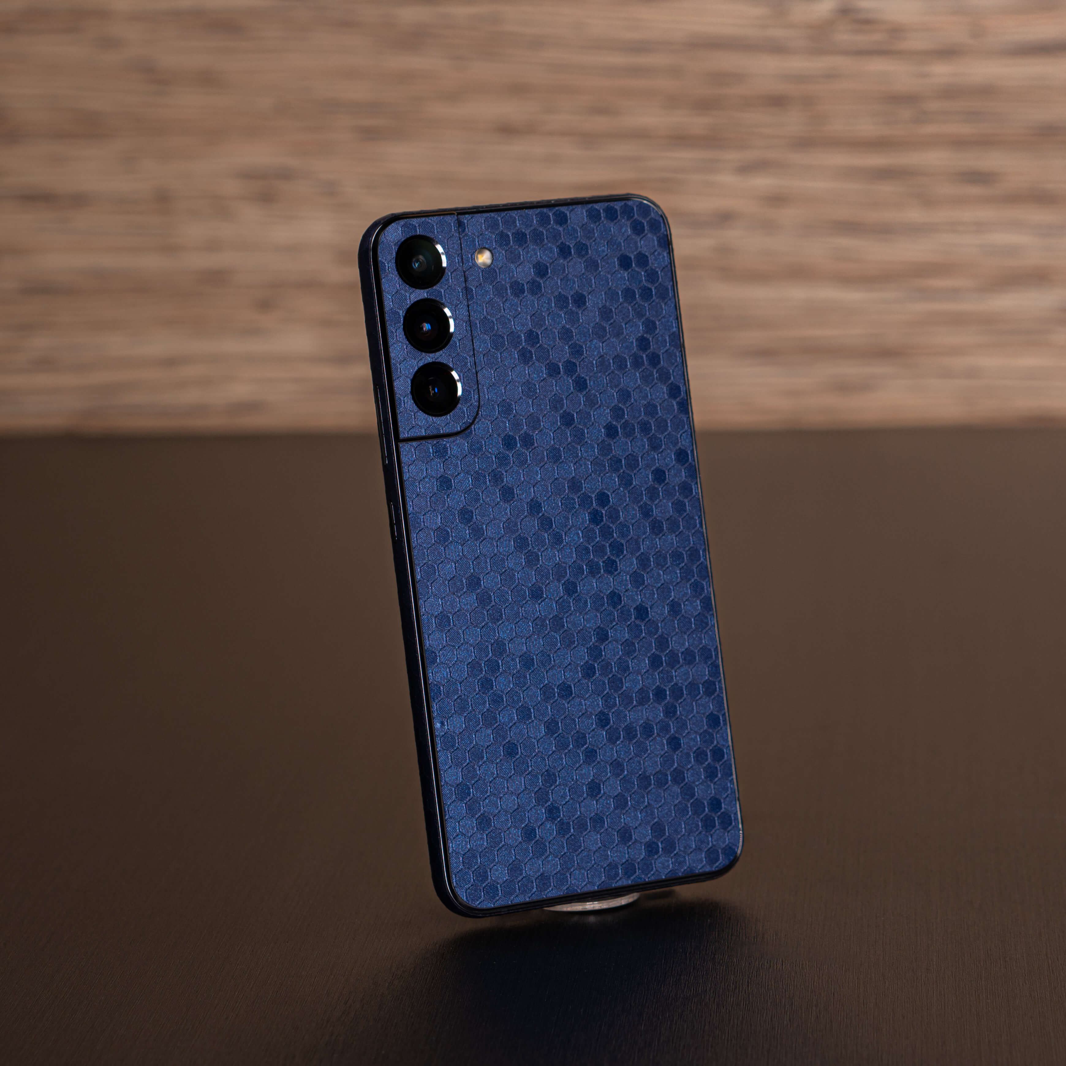 Samsung Galaxy S22 LUXURIA 3D TEXTURED Navy Blue HONEYCOMB Skin - Image 2