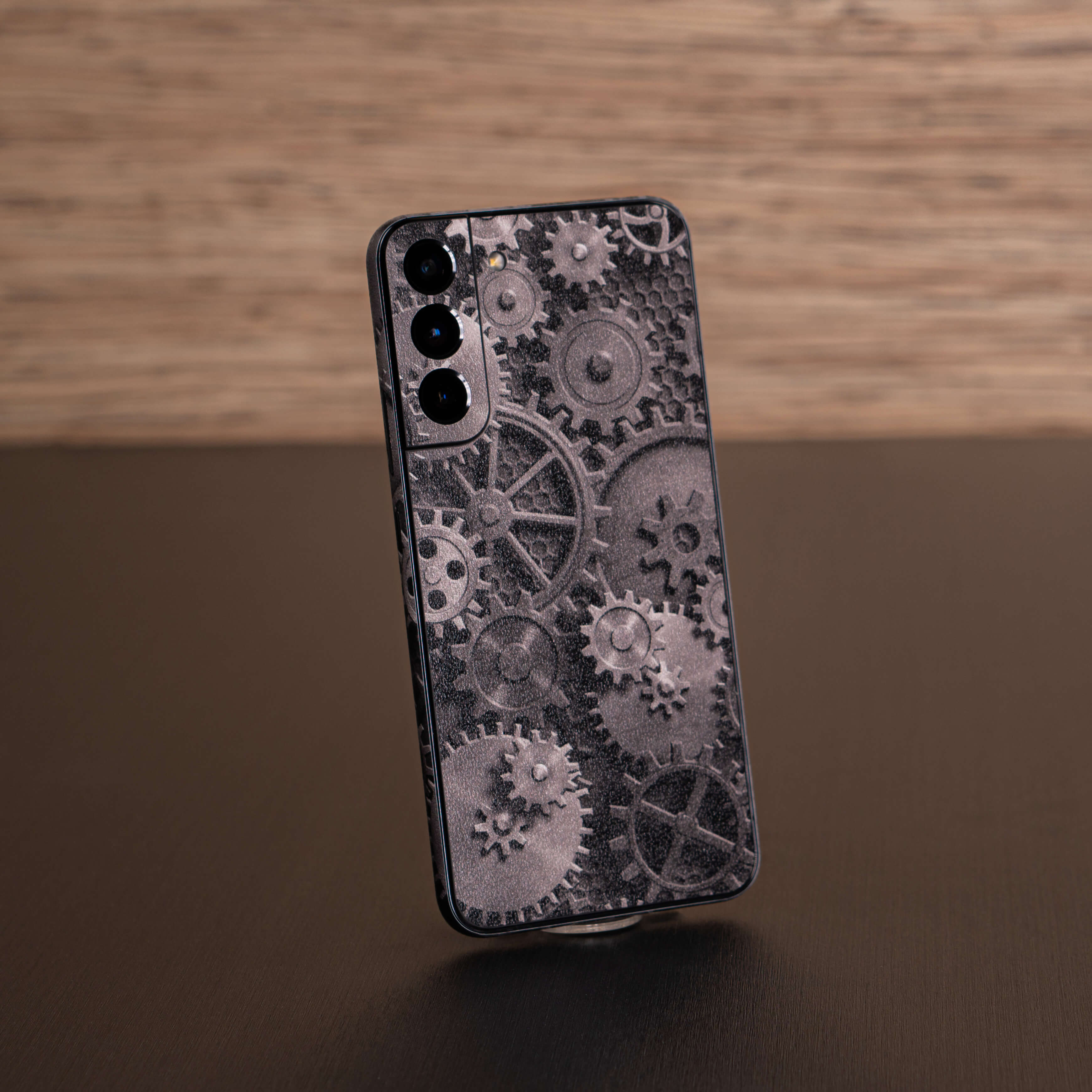 Samsung Galaxy S22 SIGNATURE Steampunk Time Machine Skin - Image 2
