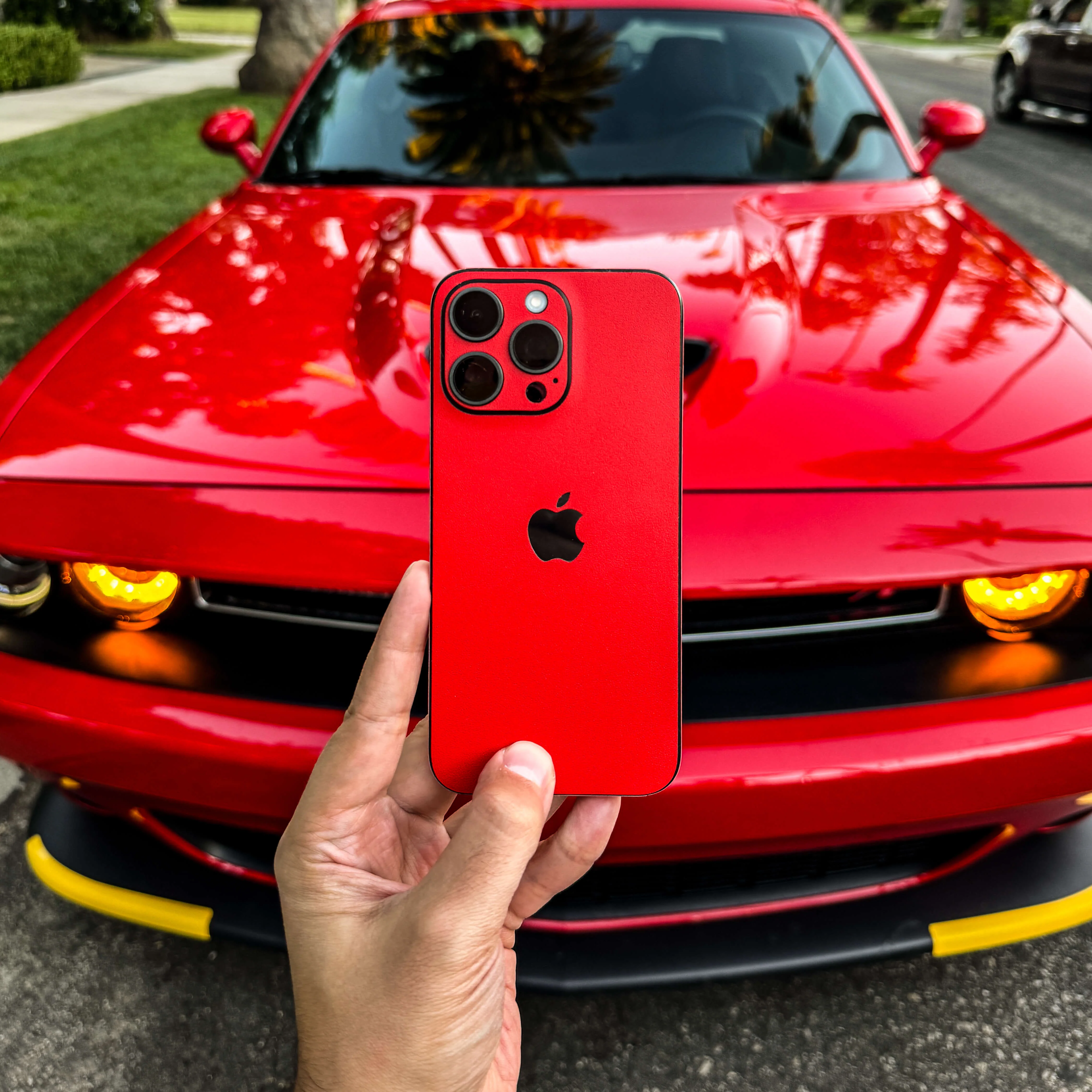 iPhone XR LUXURIA Red Cherry Juice Matt Textured Skin - Image 4