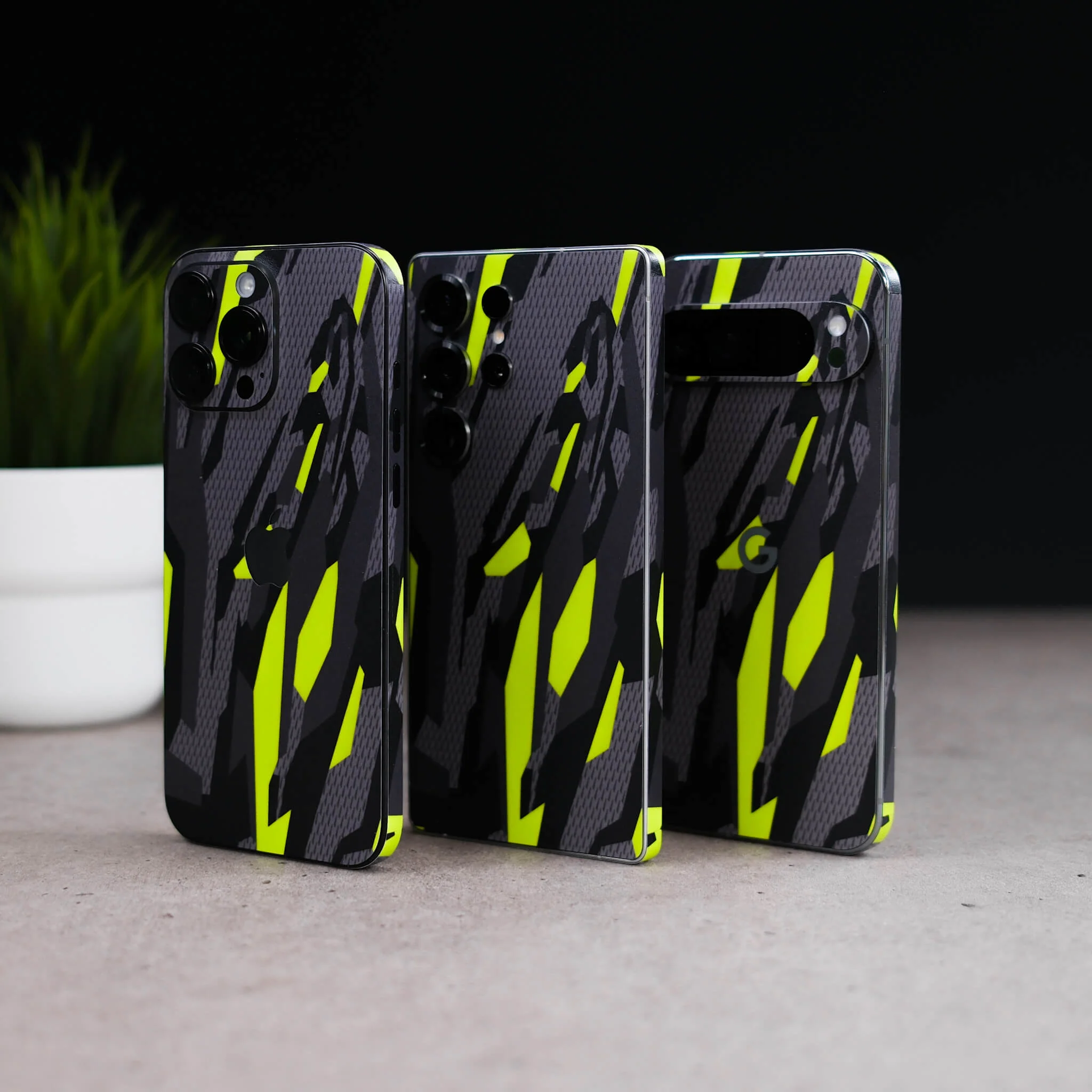 Google Pixel 8a SIGNATURE Abstract Green CAMO Skin - Image 3