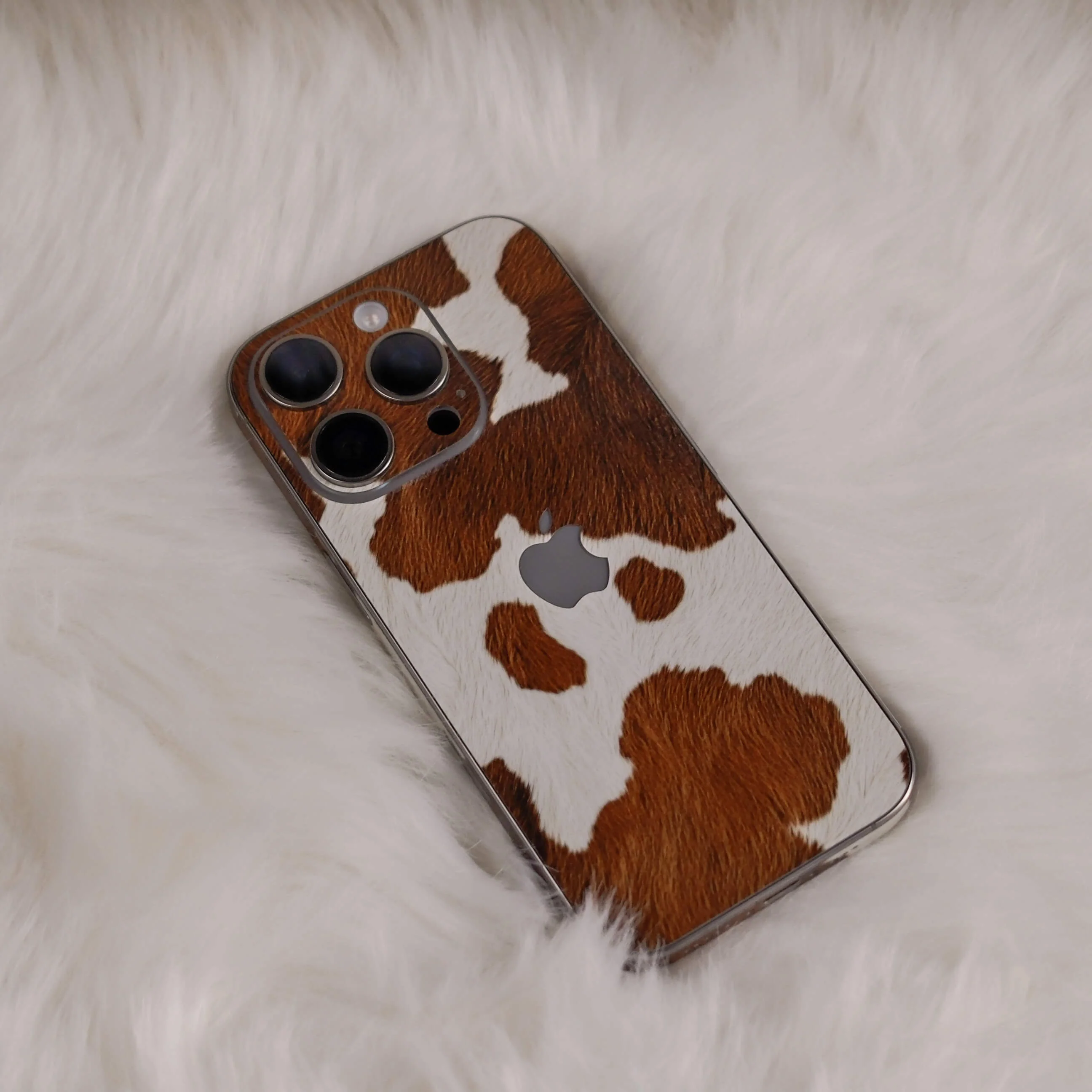 Nintendo Switch OLED SIGNATURE MOO Skin - Image 4