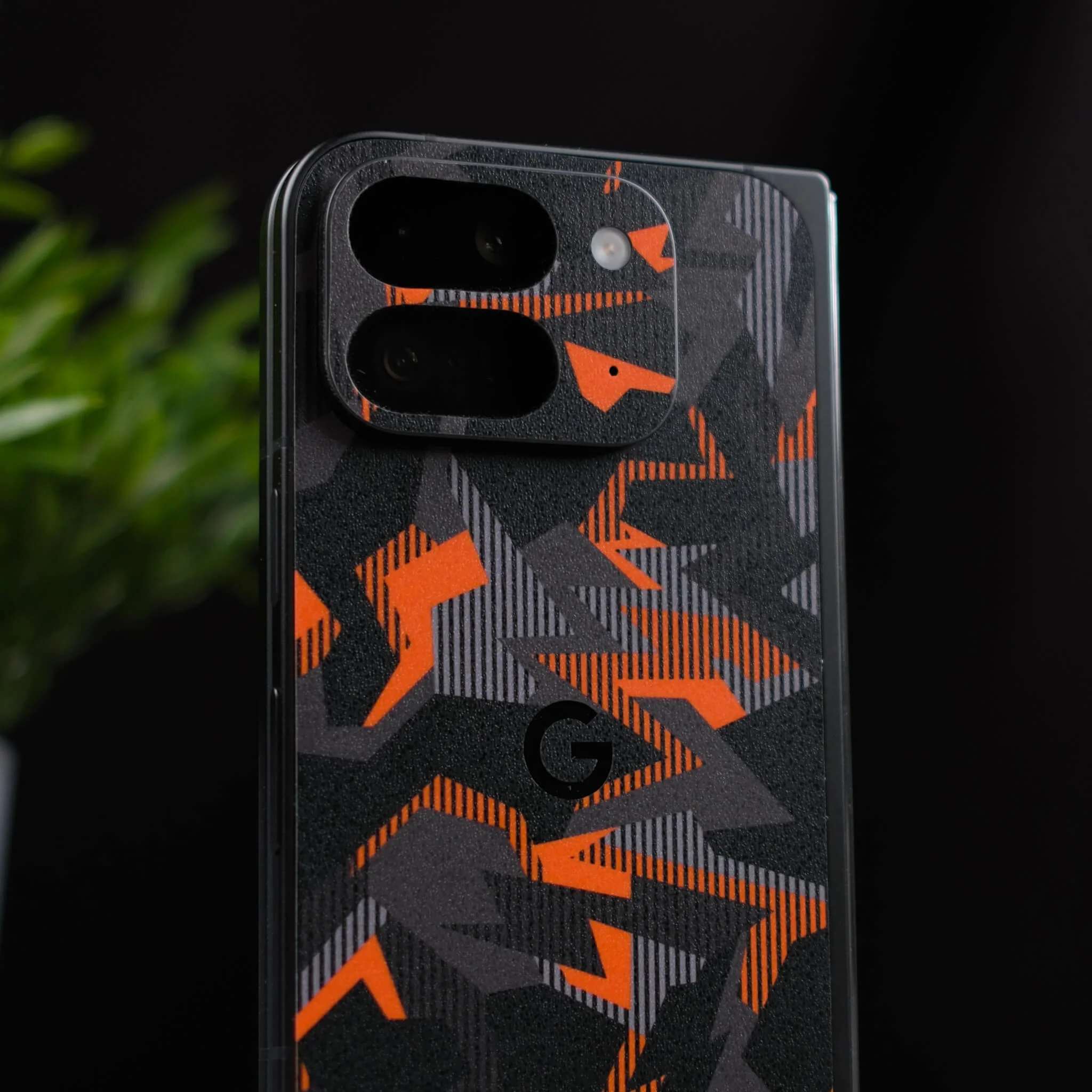 Google Pixel 8a SIGNATURE Sharp-Edged Orange CAMO Skin - Image 5